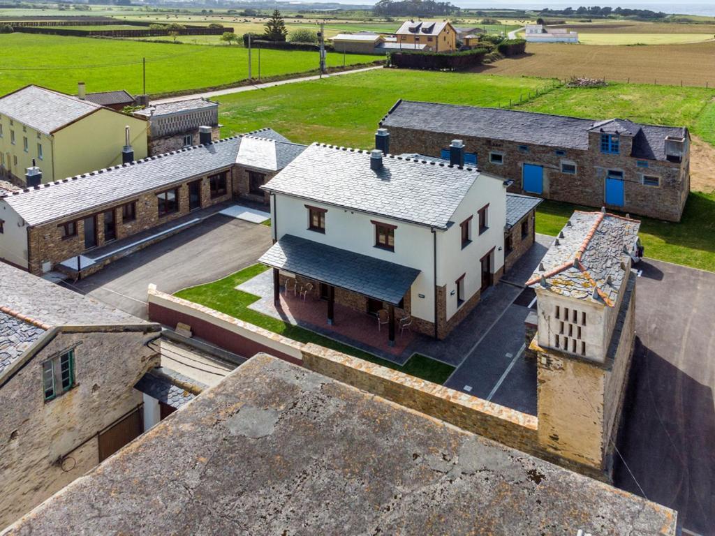 Apartamentos Rurales Lola Penarronda Castropol Exteriör bild