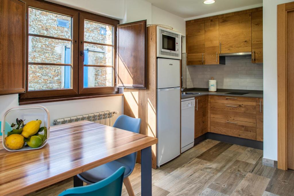 Apartamentos Rurales Lola Penarronda Castropol Exteriör bild