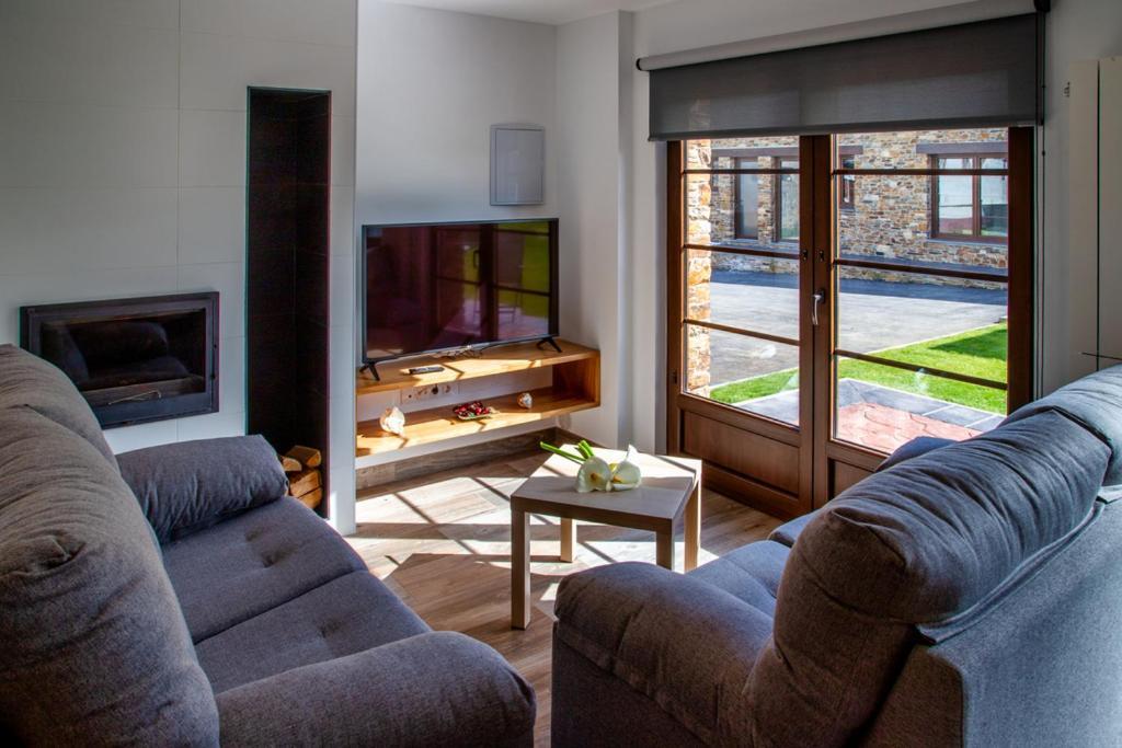 Apartamentos Rurales Lola Penarronda Castropol Exteriör bild