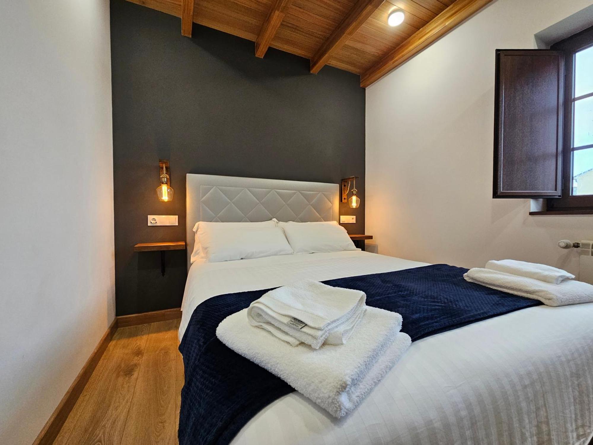Apartamentos Rurales Lola Penarronda Castropol Exteriör bild