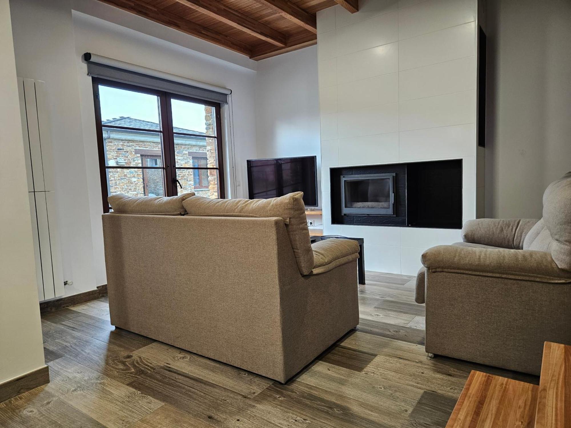 Apartamentos Rurales Lola Penarronda Castropol Exteriör bild