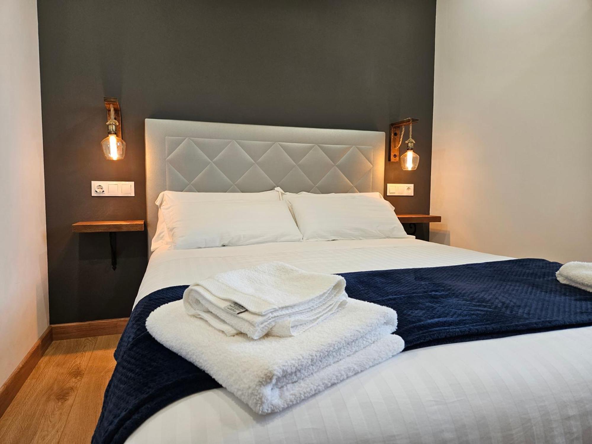Apartamentos Rurales Lola Penarronda Castropol Exteriör bild